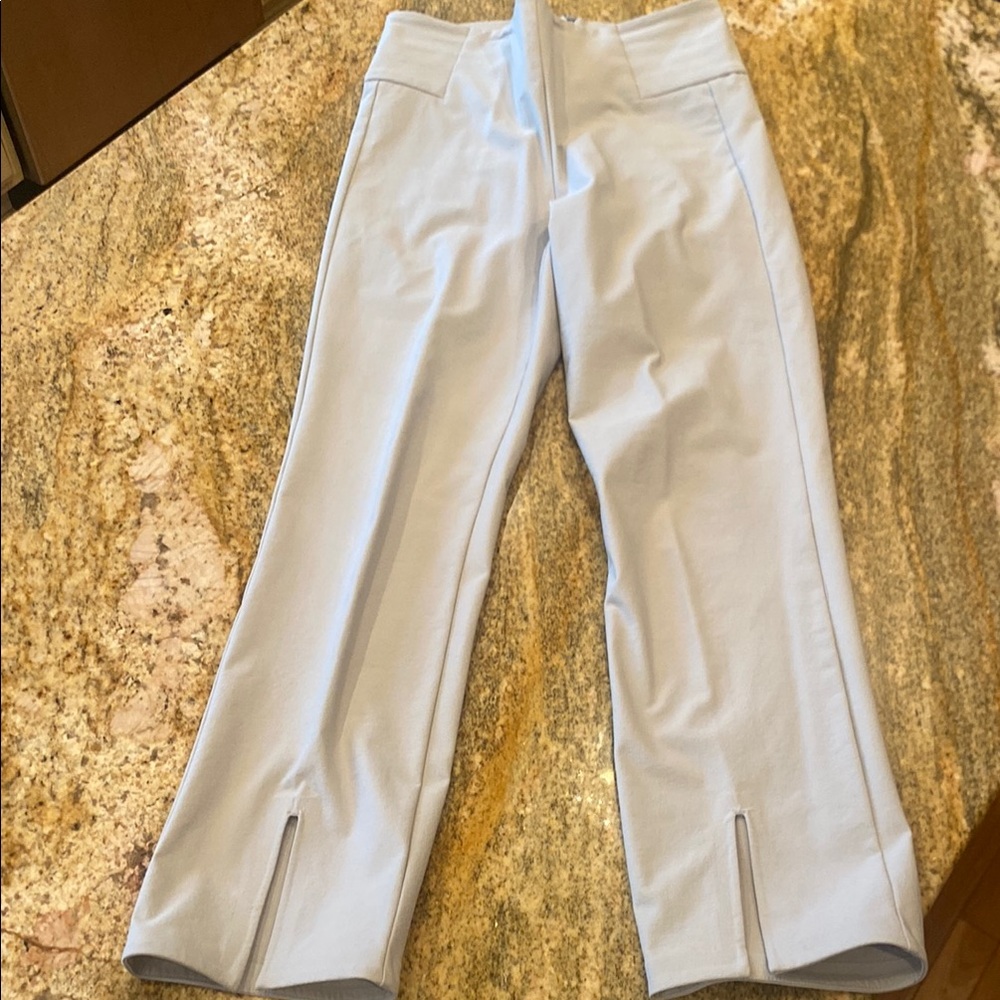 Athleta Wander pant size 4. -Light gray